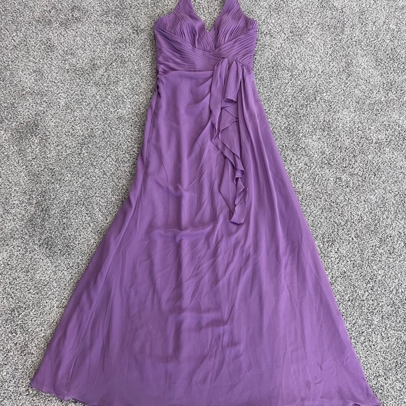 NWT! David’s Bridal Lavender Chiffon Halter Neck Soft Crinkle Long Dress US 6 - Picture 2 of 13